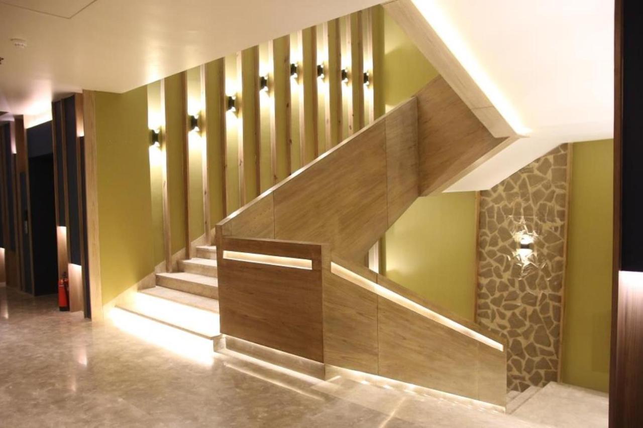Udman Hotel Велика Нойда Екстер'єр фото