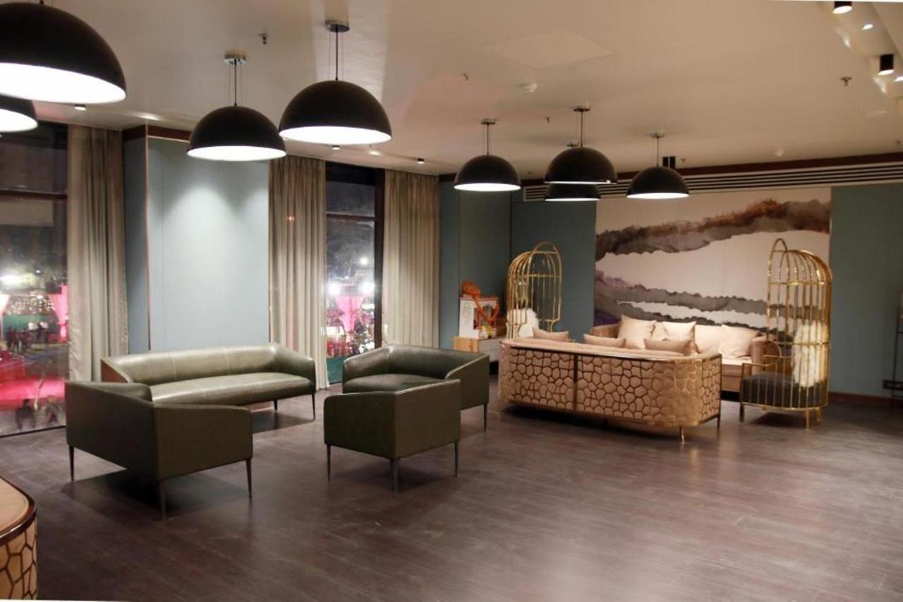 Udman Hotel Велика Нойда Екстер'єр фото